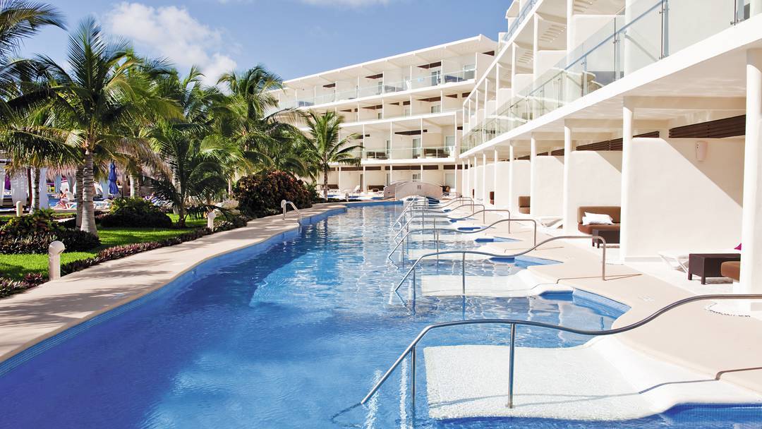 Discover the Sensatori Mexico. Book the Sensatori Riviera Maya in Mexico